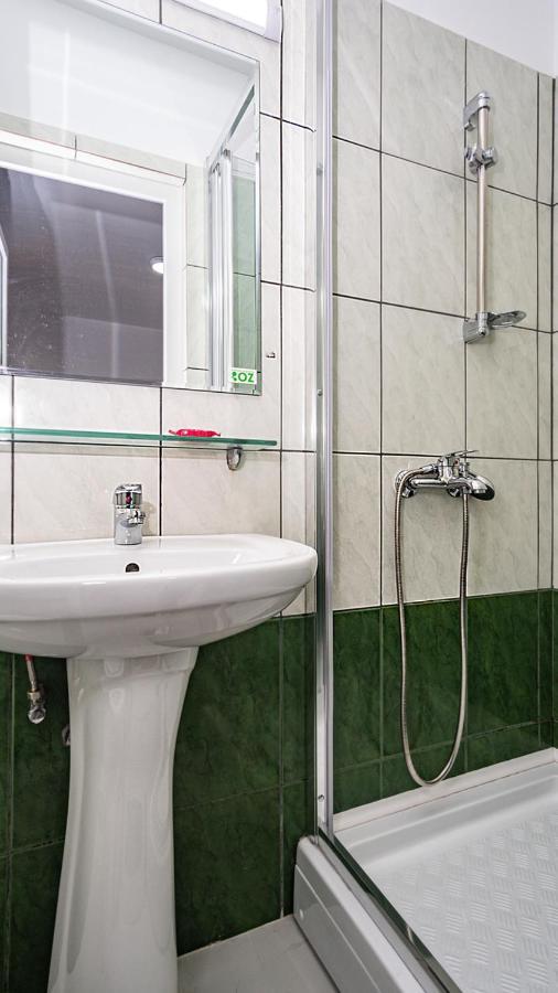 Voluntari Hotel La Platouri מראה חיצוני תמונה